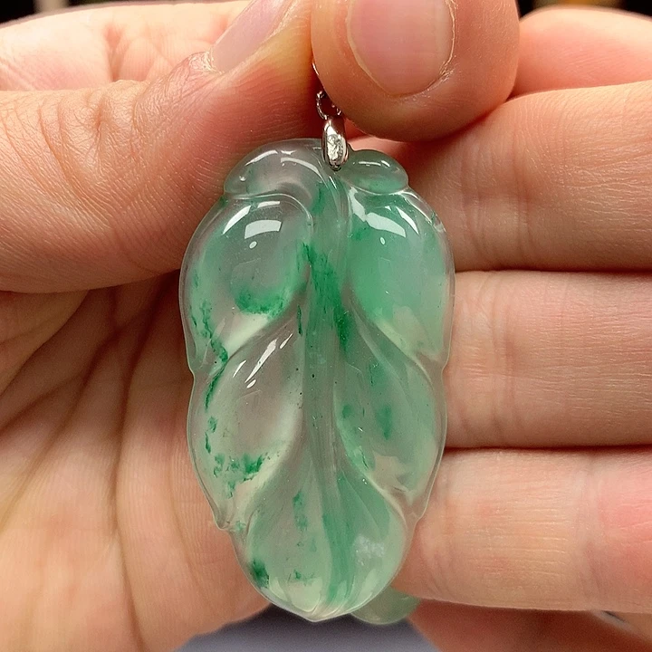 石英质玉颈饰未镶嵌