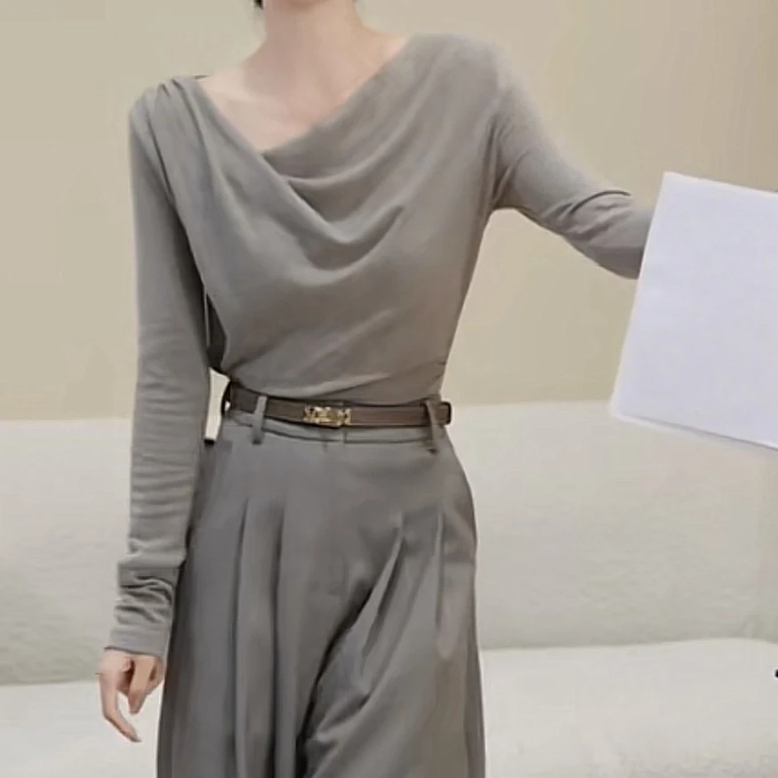 【都市主角】设计感长袖T恤女2025早秋新款修身显瘦打底衫上衣