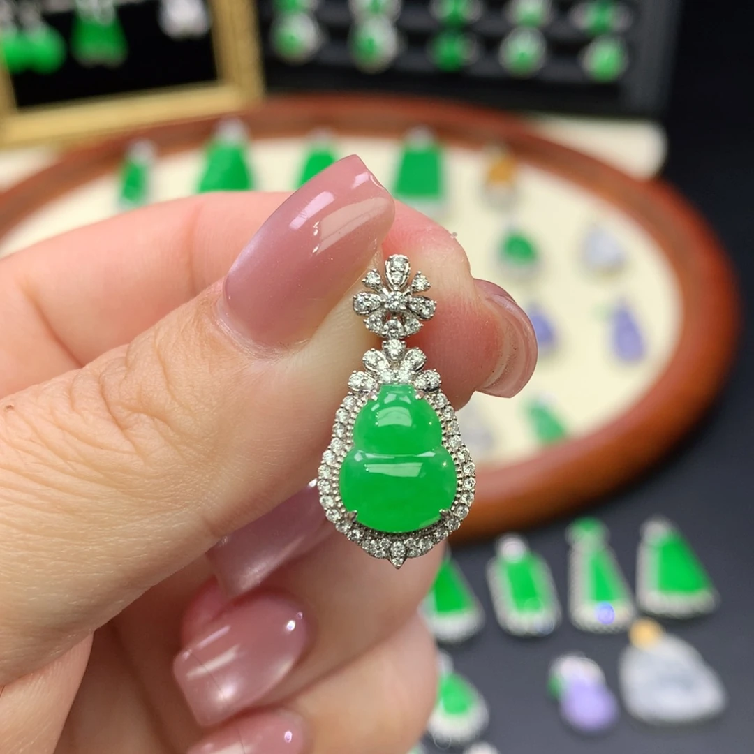 翡翠18K金镶嵌吊坠(不含链)