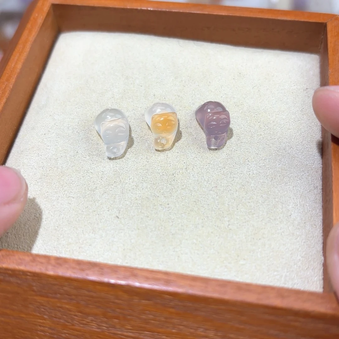 玛瑙/玉髓颈饰未镶嵌不*