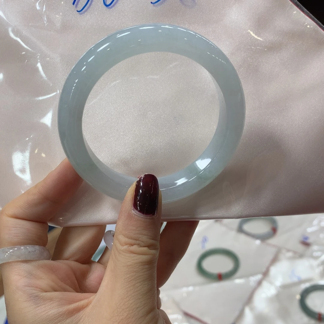 翡翠未镶嵌手镯买断