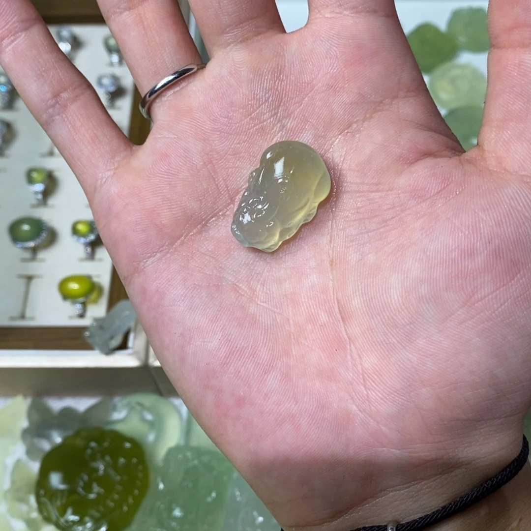 未镶嵌岫玉吊坠(不含链)