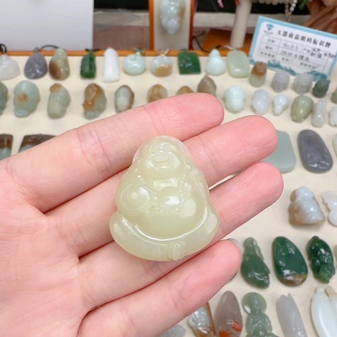可***宝和田玉未镶嵌颈饰