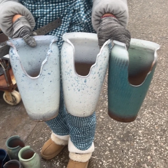 红陶口13高23瑕疵