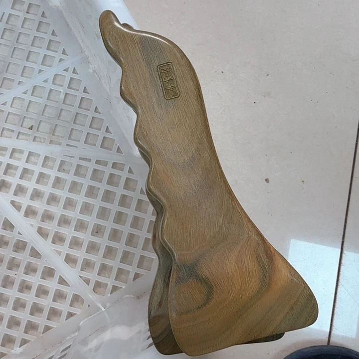 绿檀木升阳铲瑕疵款