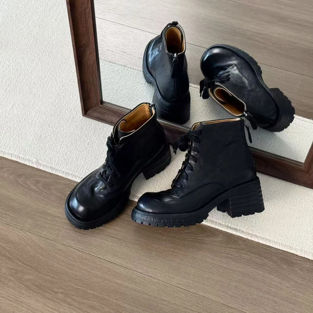 HUSSLOVE 头层牛皮·跟高6.5CM·复古经典款小个子增高系带马丁靴