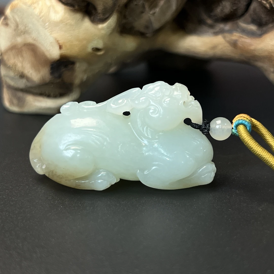 0818GC130和田玉挂件