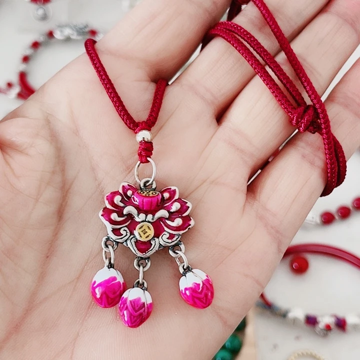 珐琅吊坠足银莲花