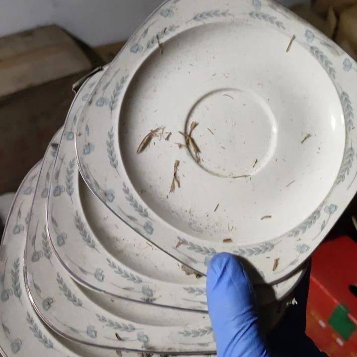 摆件陶瓷盘子碗啥都有