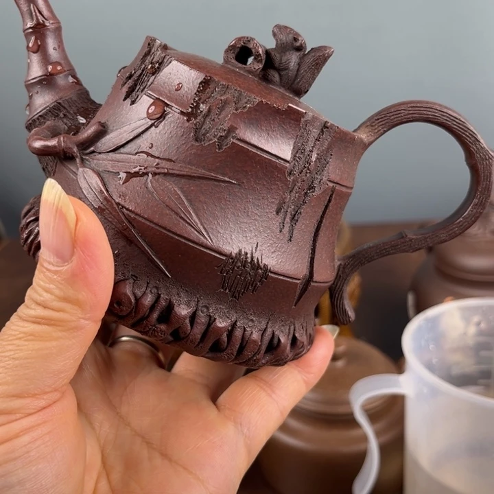 紫砂茶杯在这样我会想着