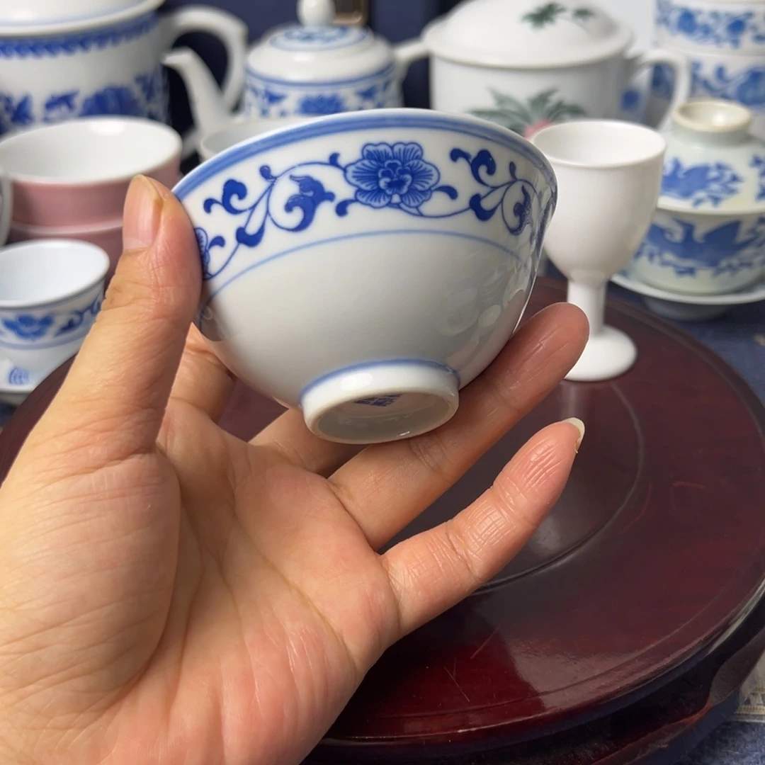 余***水景德镇陶瓷艺术品