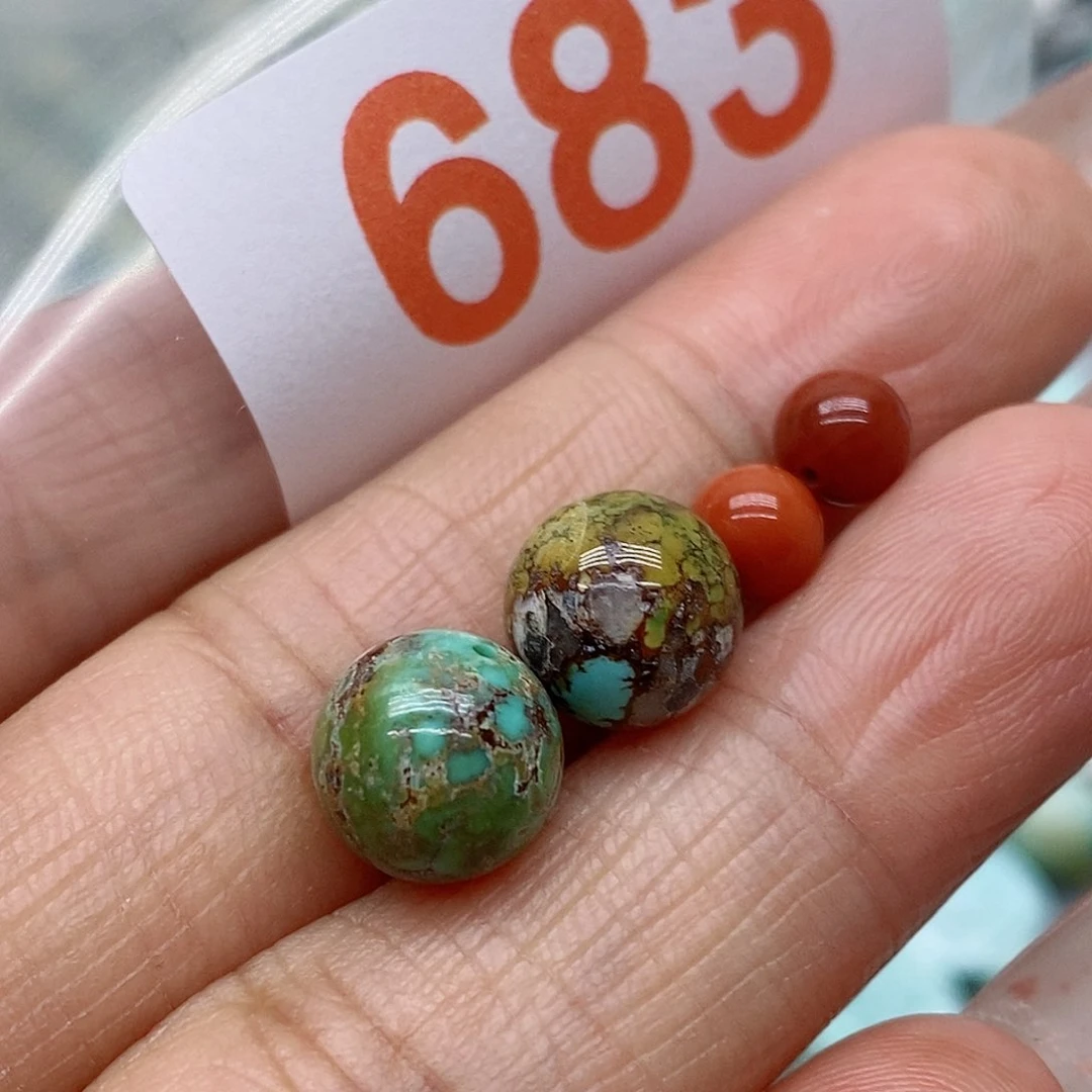 南红玛瑙未镶嵌珠宝奇石