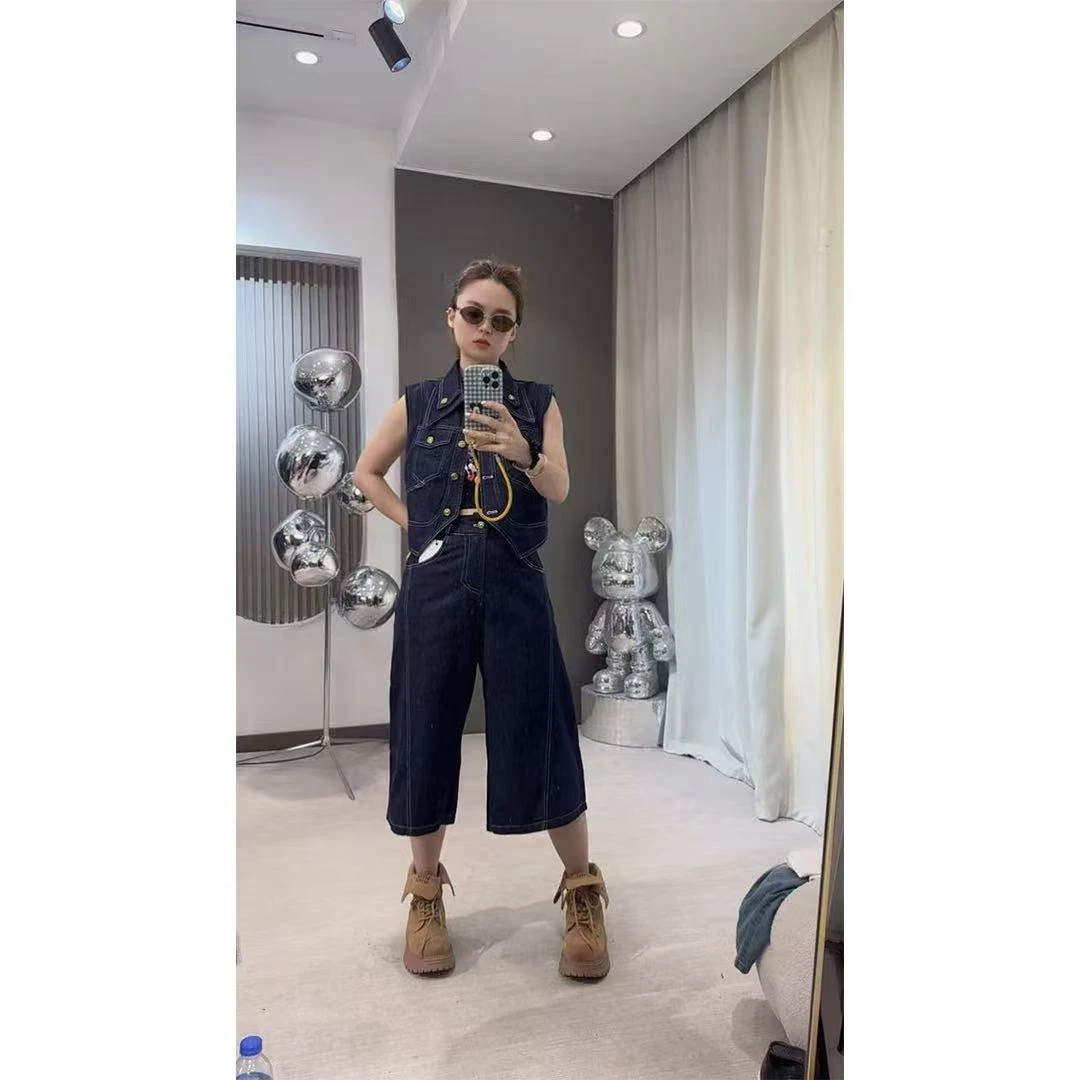 2025秋季时尚休闲显瘦百搭宽松韩版洋气设计感水洗牛仔套装两件套