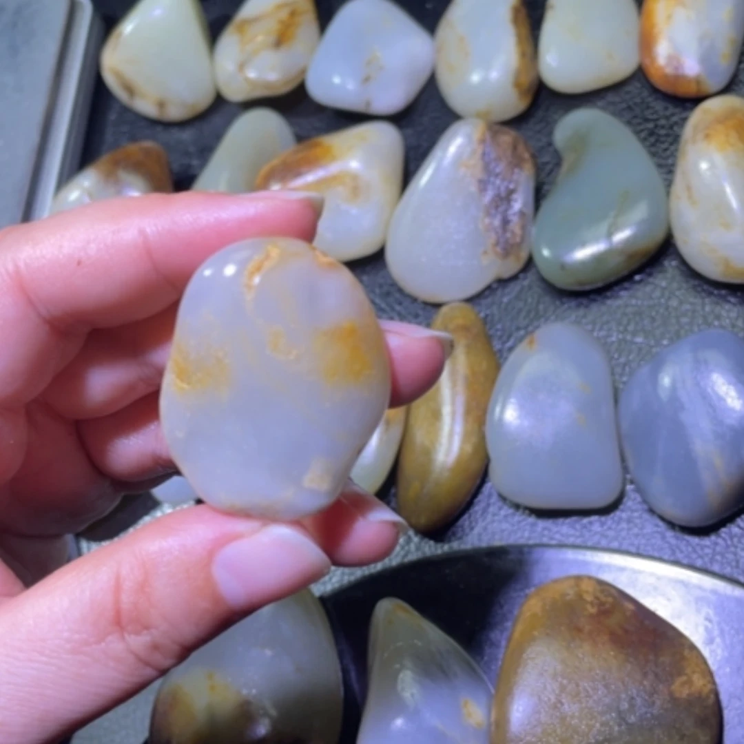 【闪购商品】颈饰未镶嵌和田玉