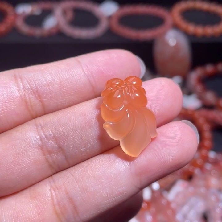 南红玛瑙未镶嵌金鱼2385