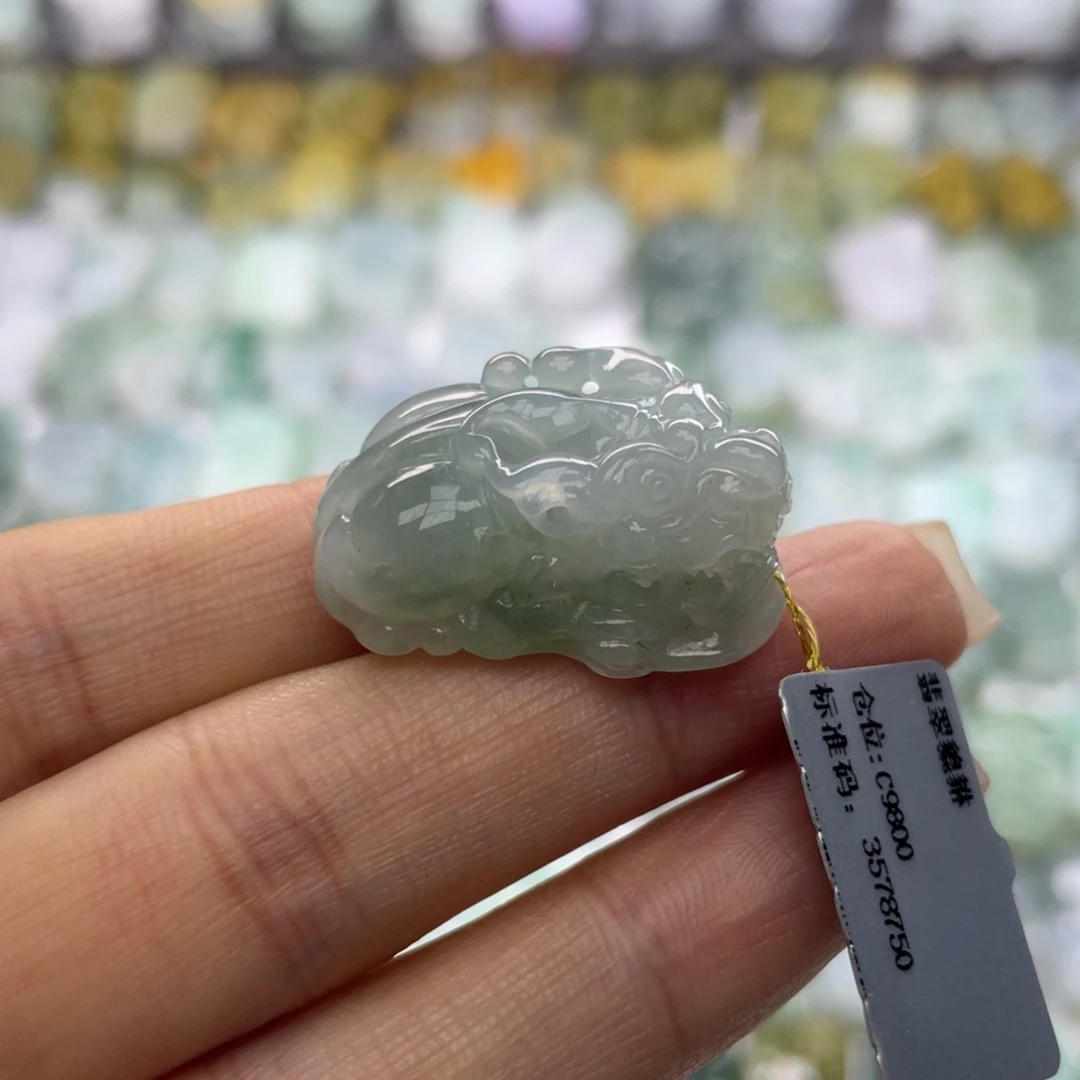 颈饰未镶嵌翡翠貔貅