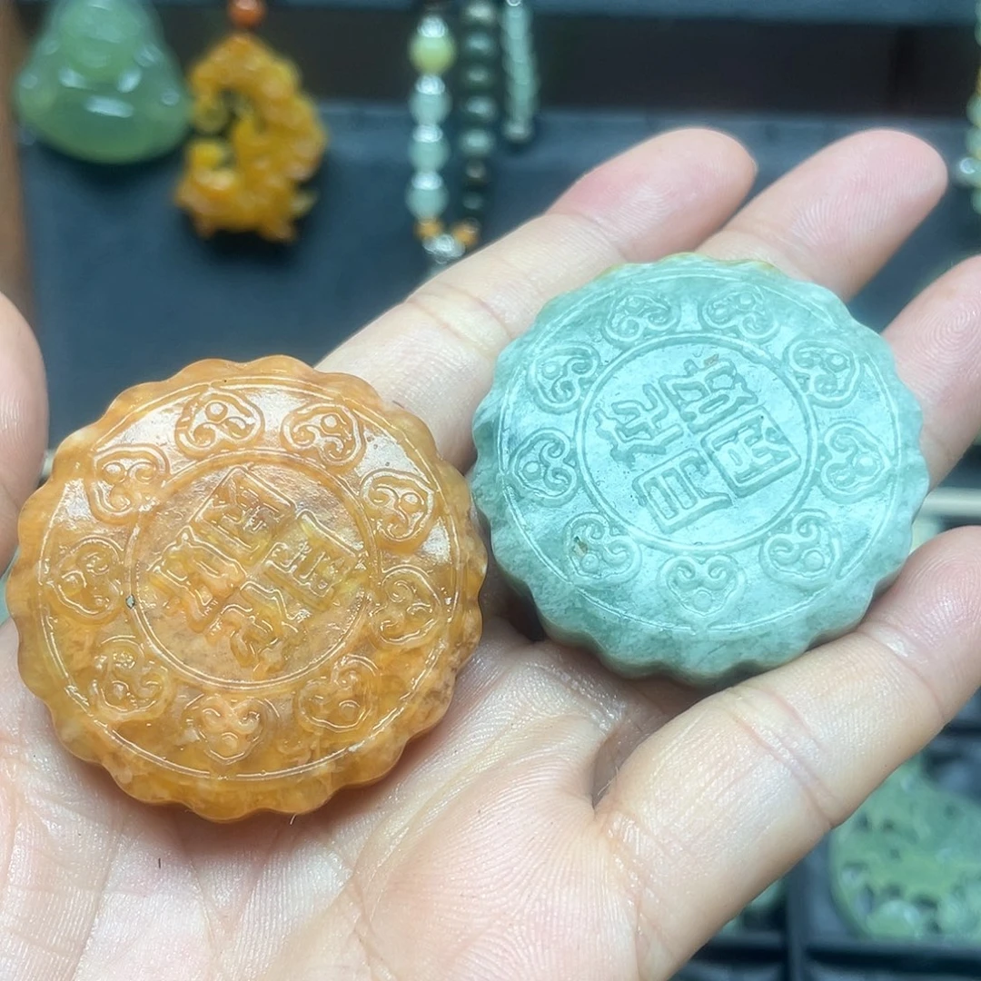 未镶嵌蛇纹石玉颈饰