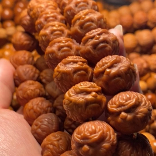 爱***姐猴头核桃手串大圣归来