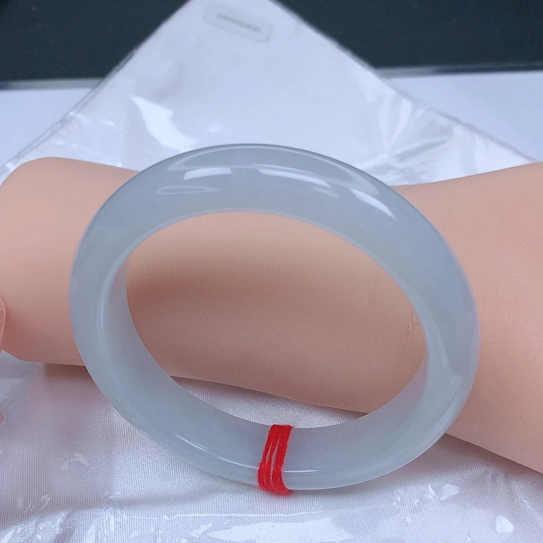 【闪购商品】未镶嵌手镯翡翠，56