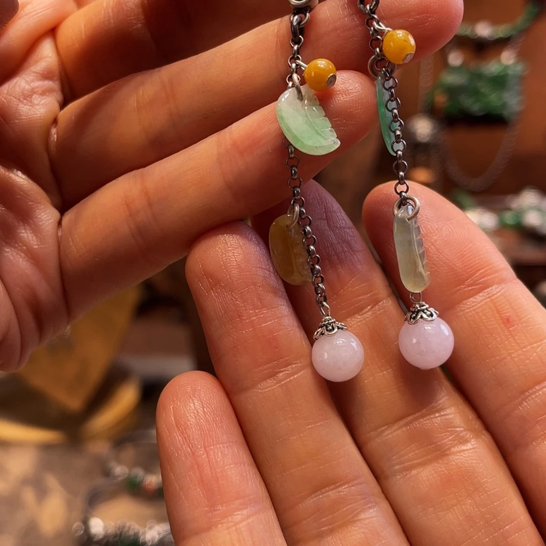 【闪购商品】吊坠(赠链)未镶嵌翡翠