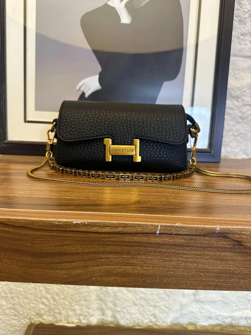 小众设计感2025新款女包潮韩版时尚百搭斜挎包气质单肩女士包包