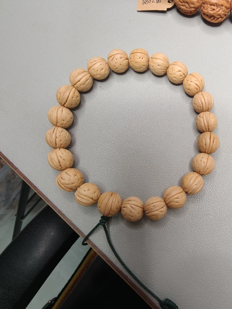 小奶豆桃核定制的一条手持很漂亮圆润14mm