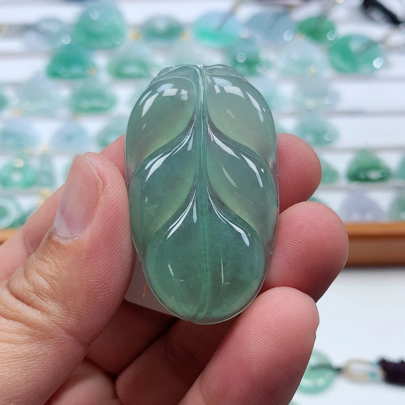 【闪购商品】吊坠(不含链)未镶嵌翡翠