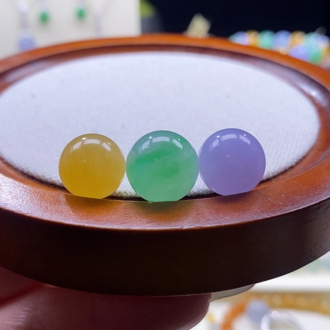 翡翠未镶嵌颈饰翡翠三彩福禄寿色系搭配