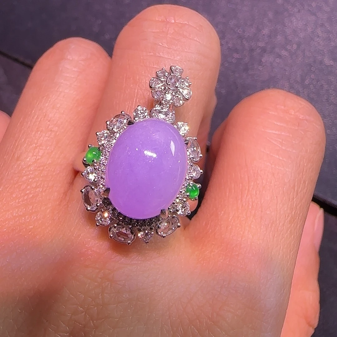 翡翠18K金镶嵌戒指