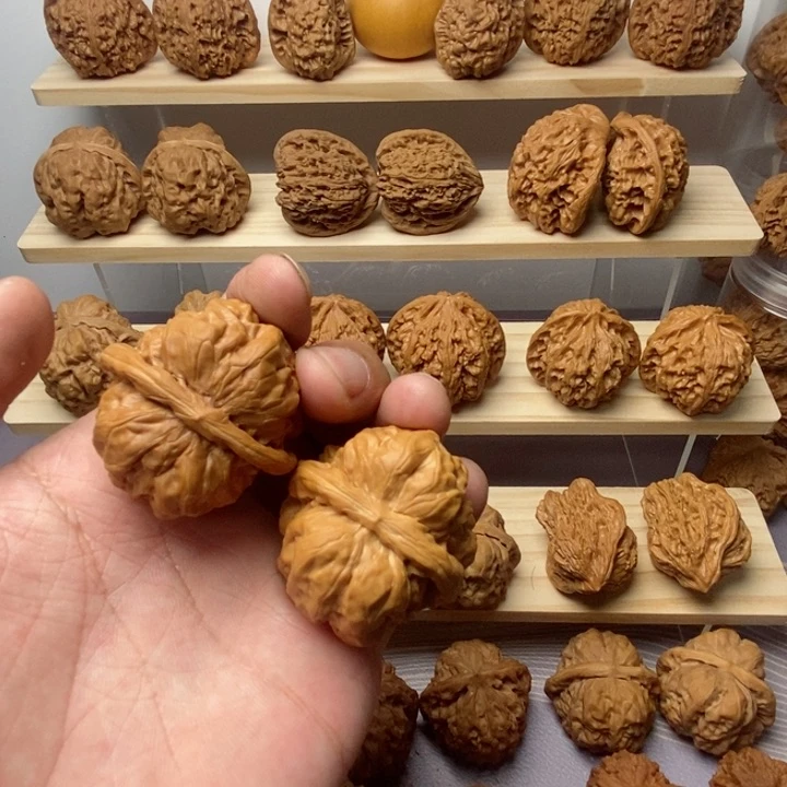 把件核桃鸽***哦40蛤蟆头