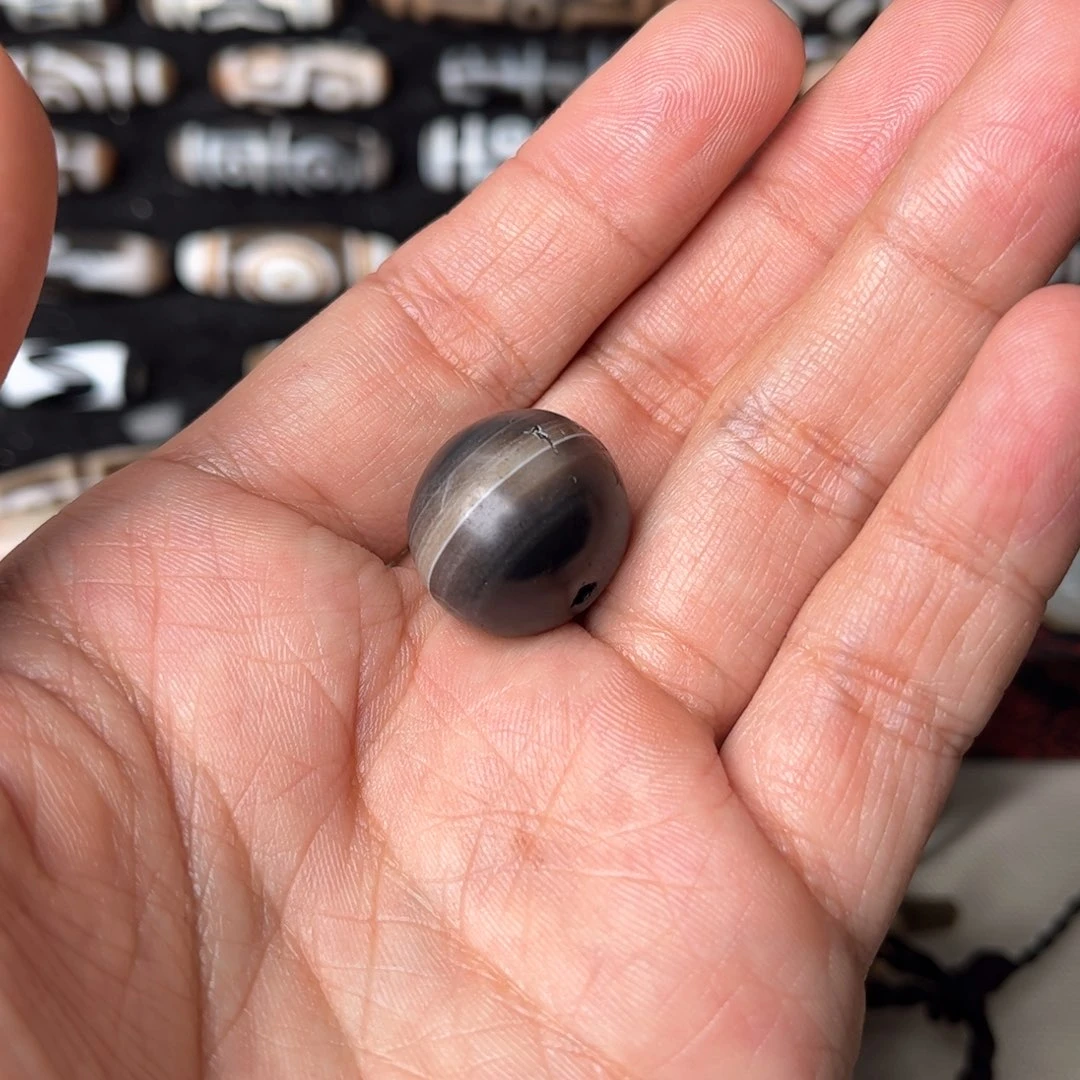 玛瑙/玉髓颈饰未镶嵌张*圈