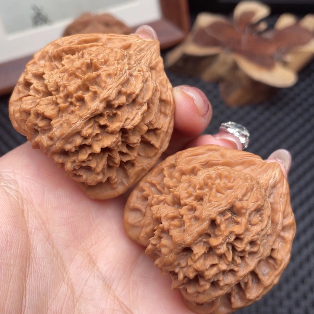 文玩核桃吊坠全品满天星42