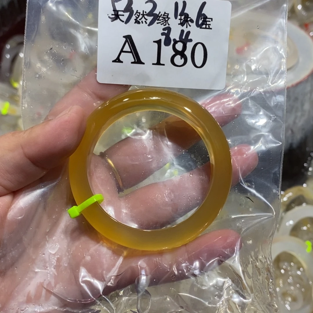 章****玛瑙/玉髓未镶嵌手镯