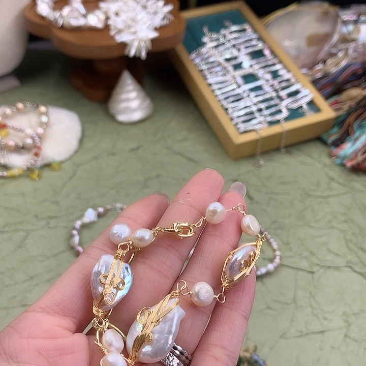 无非金属巴洛克珍珠手链