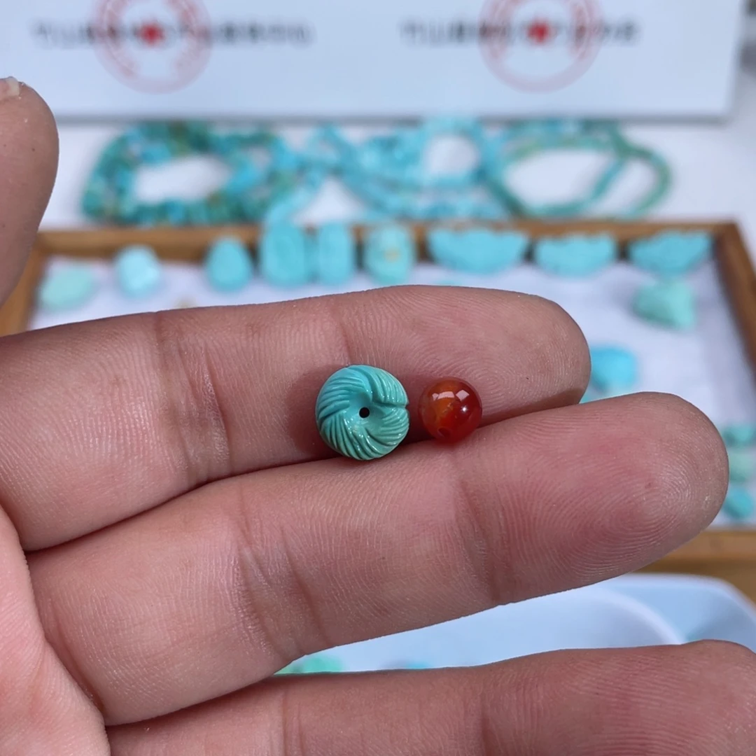 南红玛瑙未镶嵌颈饰335