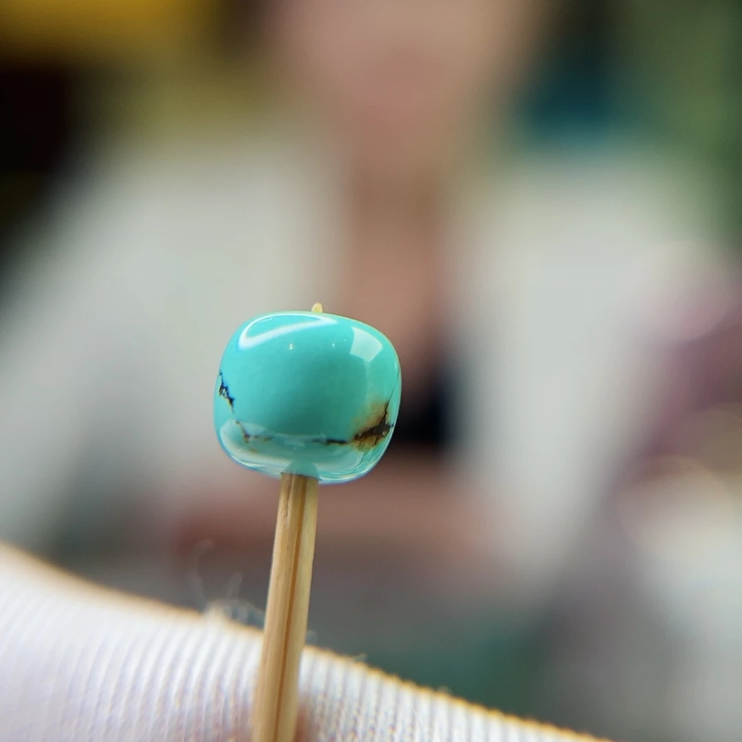 绿松石未镶嵌珠宝奇石8.3