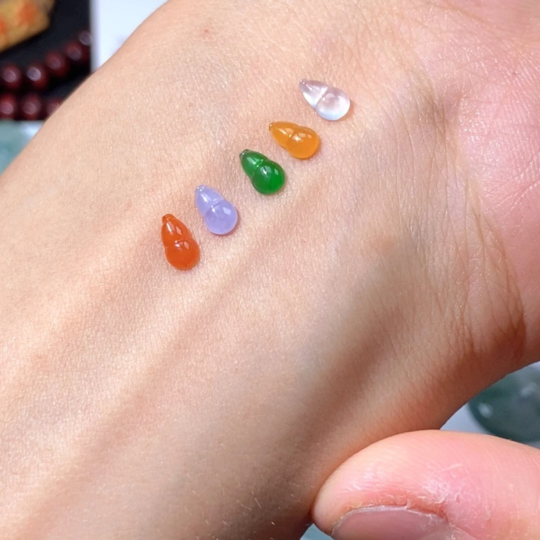 定制翡翠未镶嵌已*置翡翠6*4*1.5