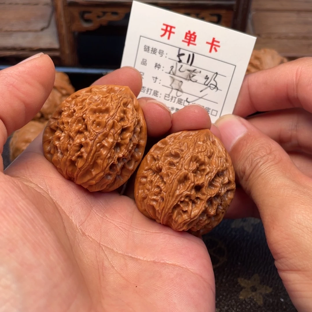 吊坠桃核文玩核桃