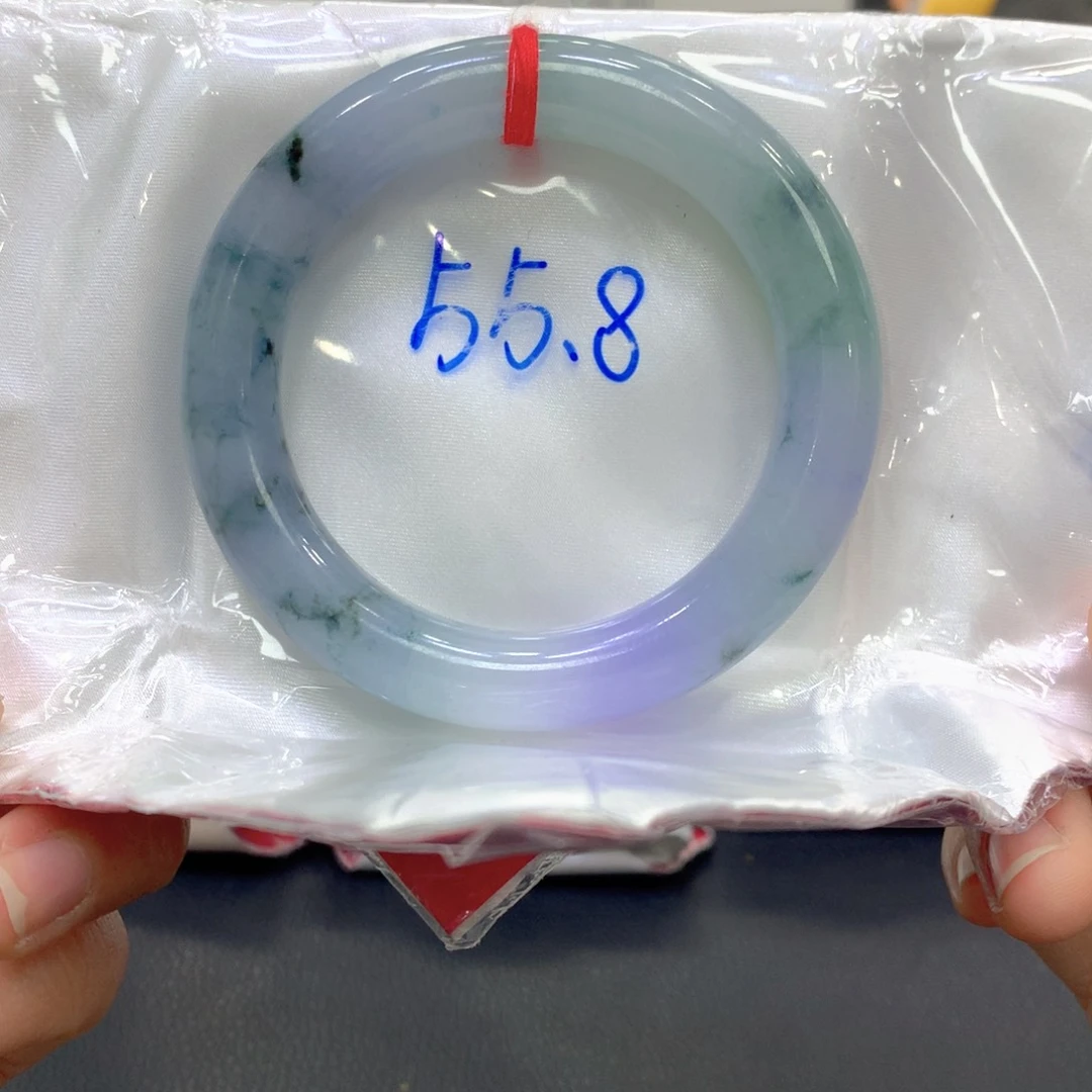 翡翠未镶嵌手镯翡翠18