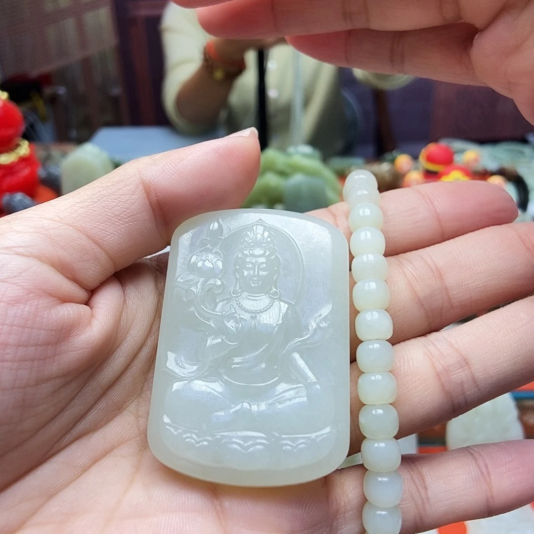 颈饰未镶嵌和田玉L***青