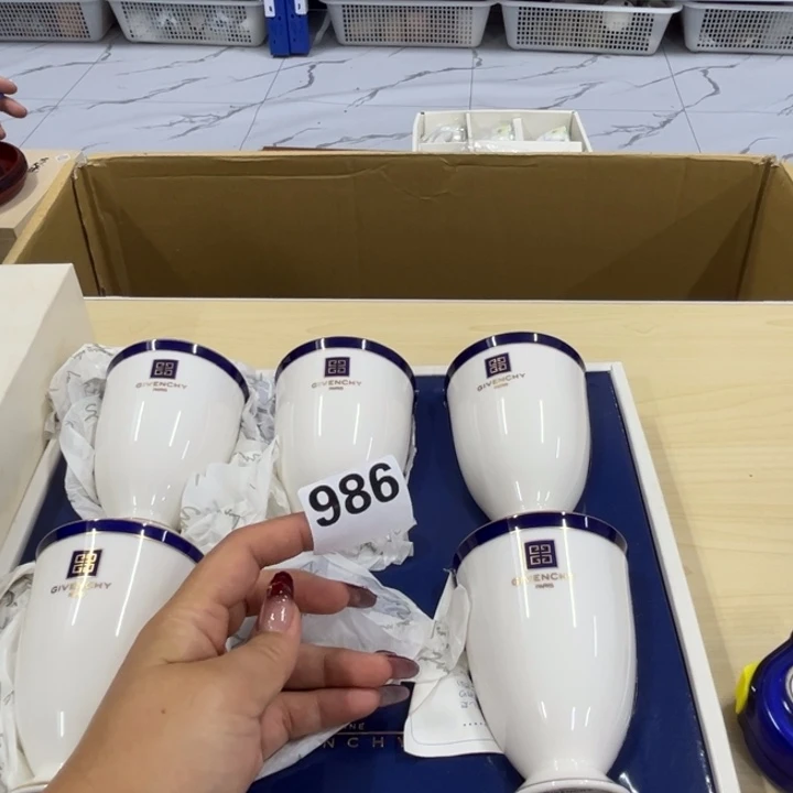 W***8琉璃手工艺品986哈哈哈哈哈哈