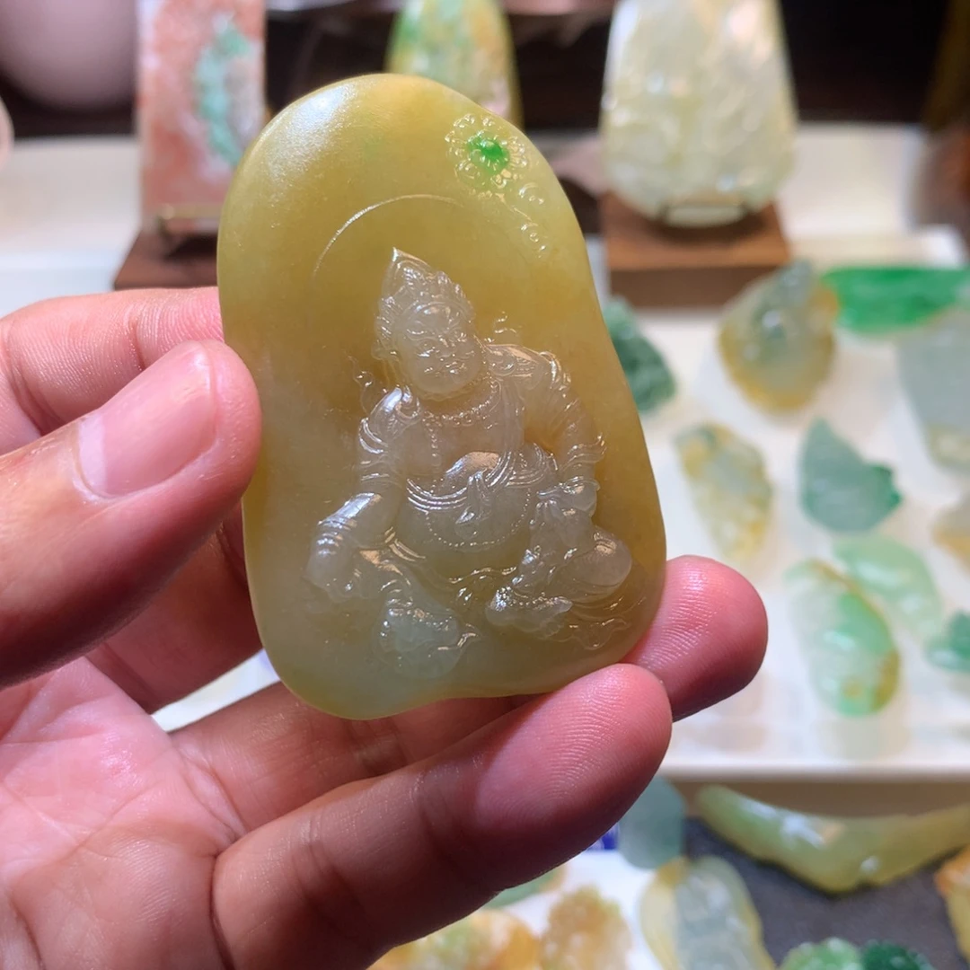 心***意定制翡翠未镶嵌翡翠