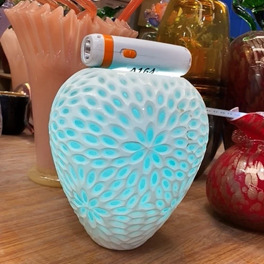 琉璃花瓶高22厘米口径9厘米