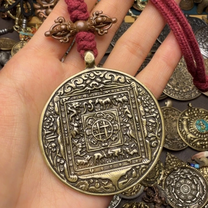 藏传文玩九宫如图