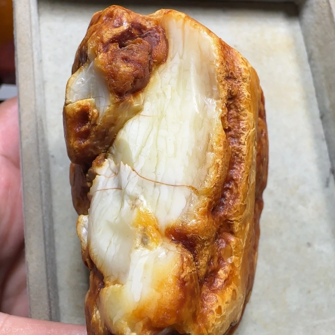 未镶嵌定制琥珀专属定制