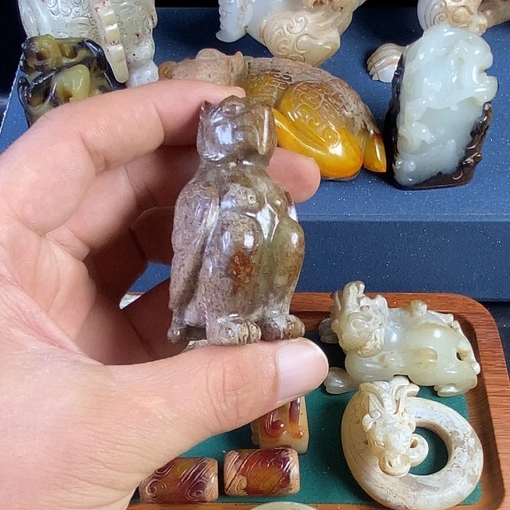 爱***手和田玉未镶嵌颈饰