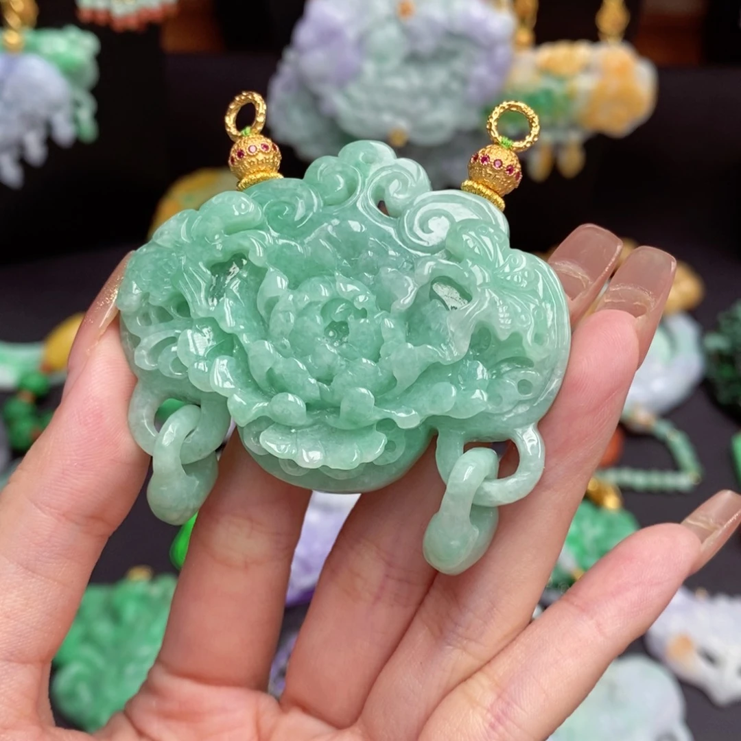翡翠戒指未镶嵌翡翠
