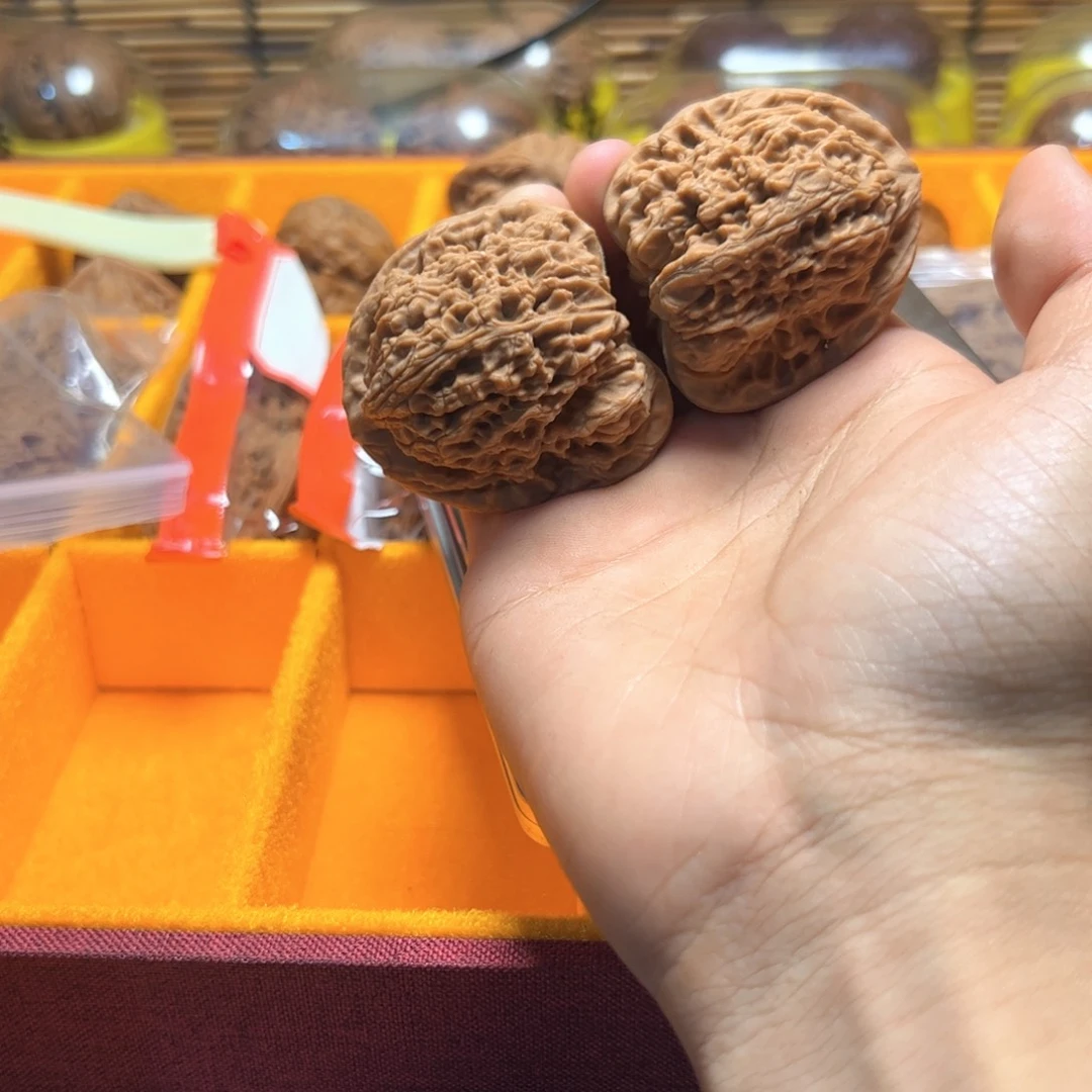吊坠文玩核桃仁*妹核桃
