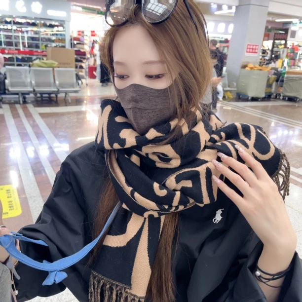 M889老王自留黑咖双拼高货大围巾