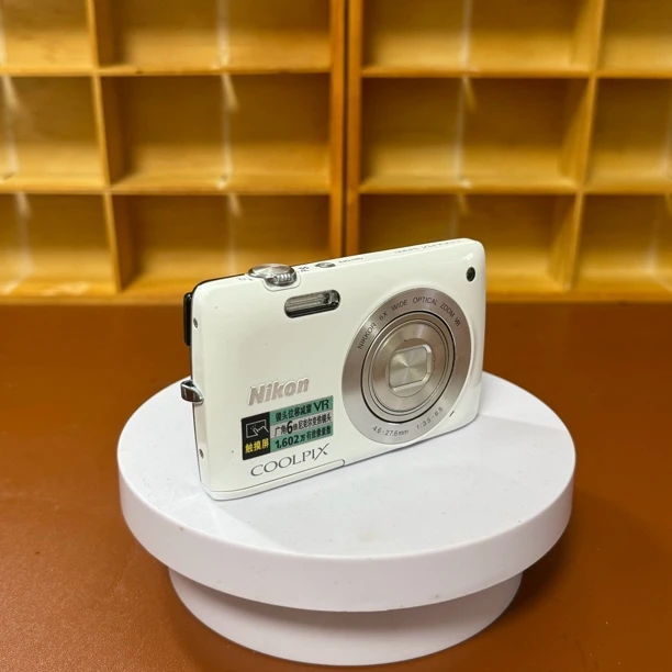 99新 Nikon/尼康 尼康s4300奶白色便携式复古相机适合学生拍照